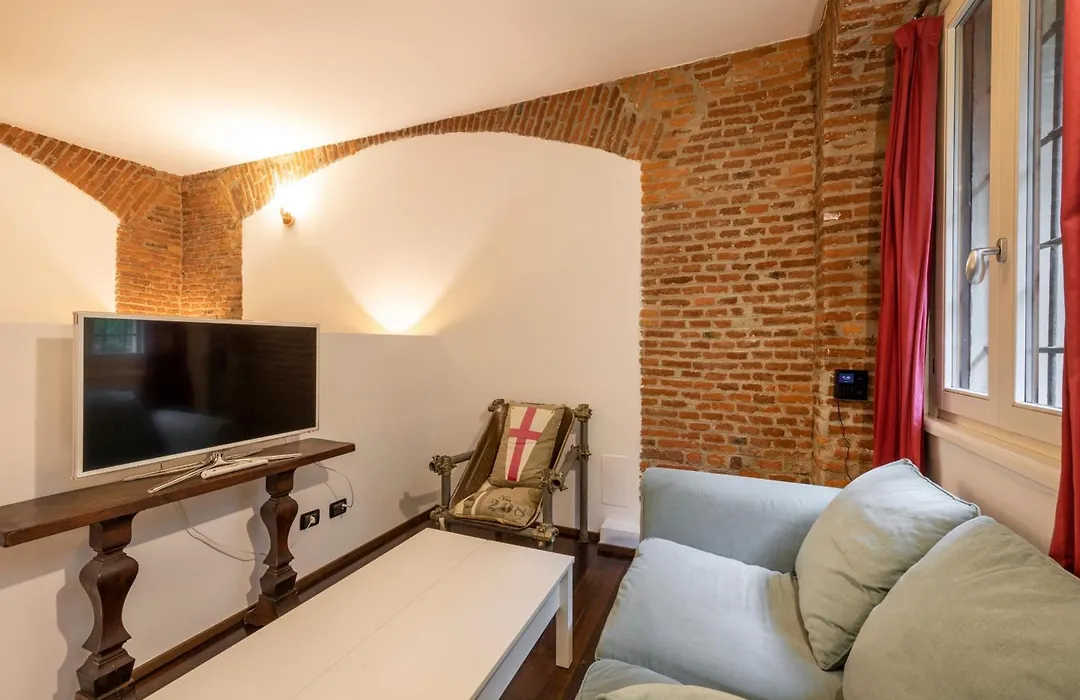 The Junior Loft Navigli - B Home-1